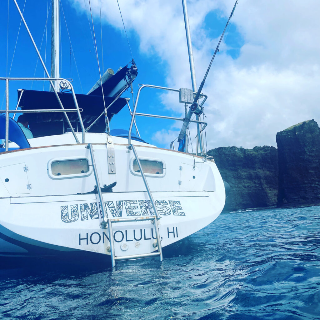 Waikiki Sailing Tours boat, Universe